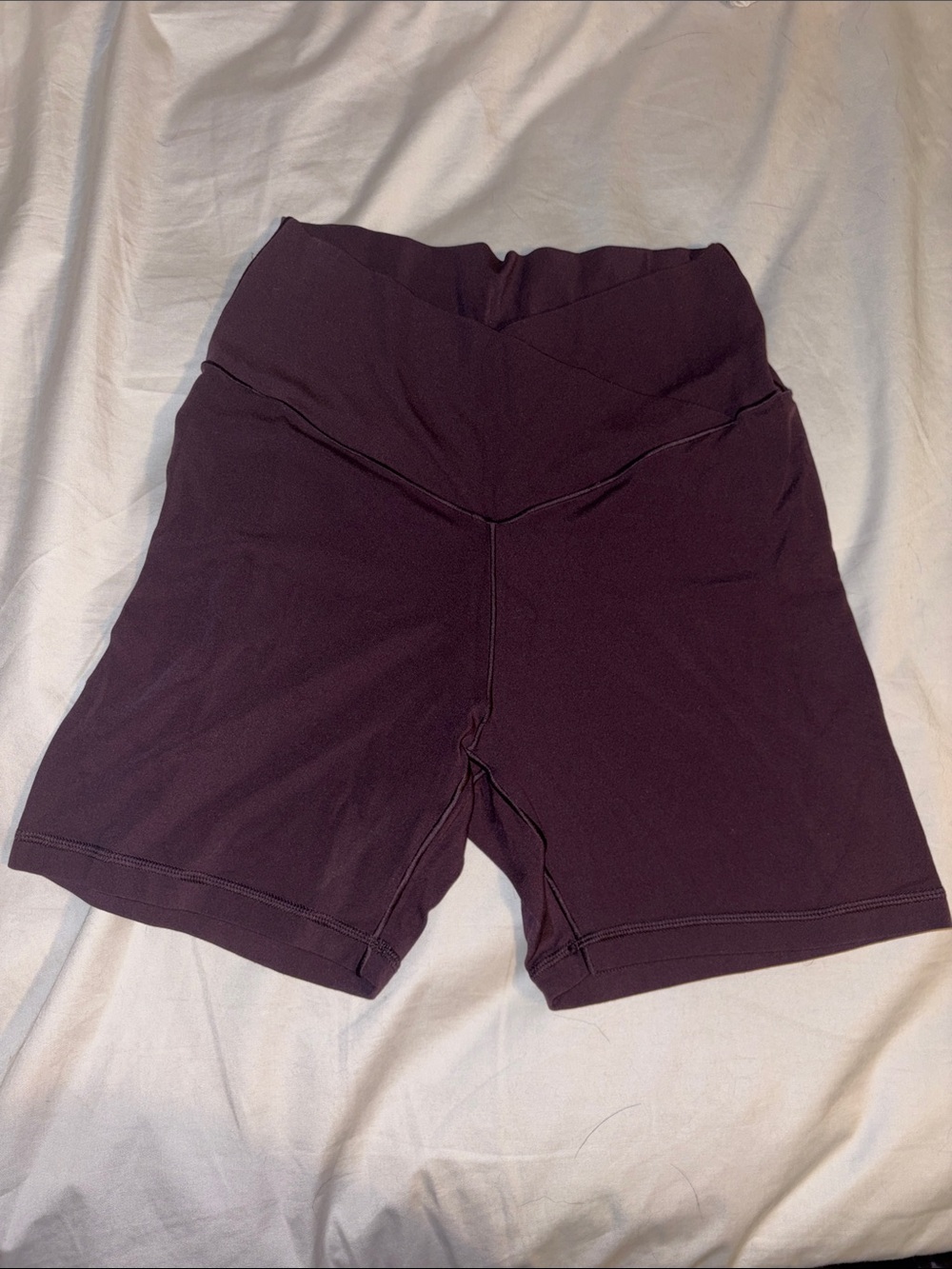 aerie High-Waist V-Waist Bike Shorts in Plum